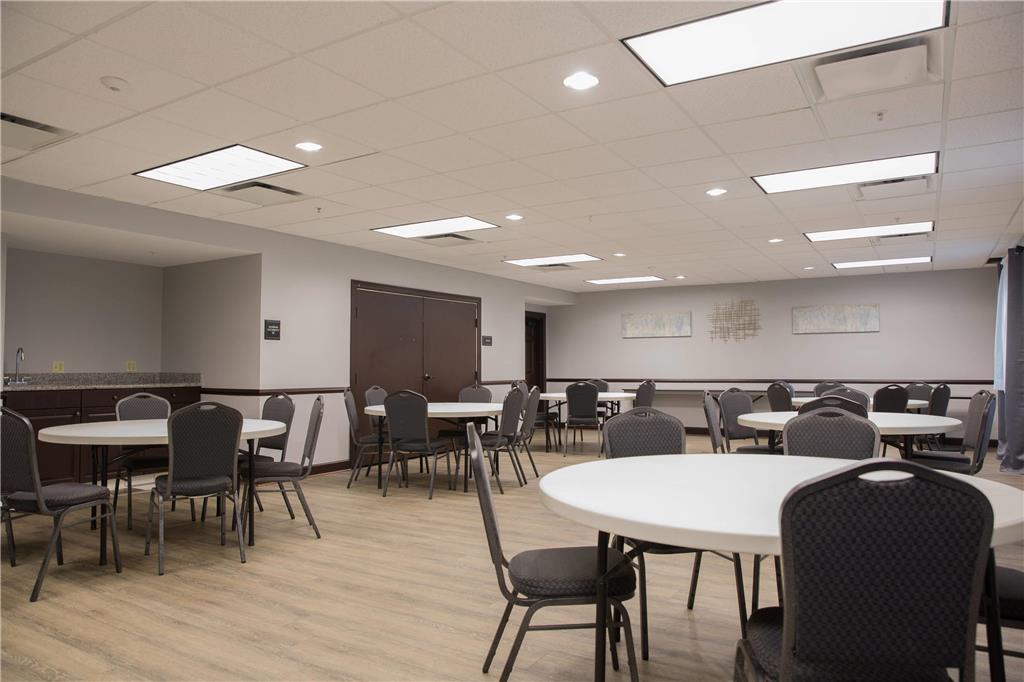 Evangeline Downs Hotel, Ascend Hotel Collection Opelousas Facilities photo