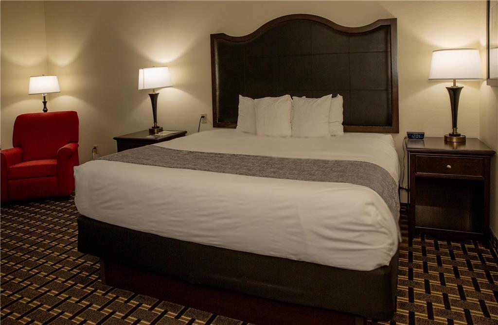 Evangeline Downs Hotel, Ascend Hotel Collection Opelousas Room photo